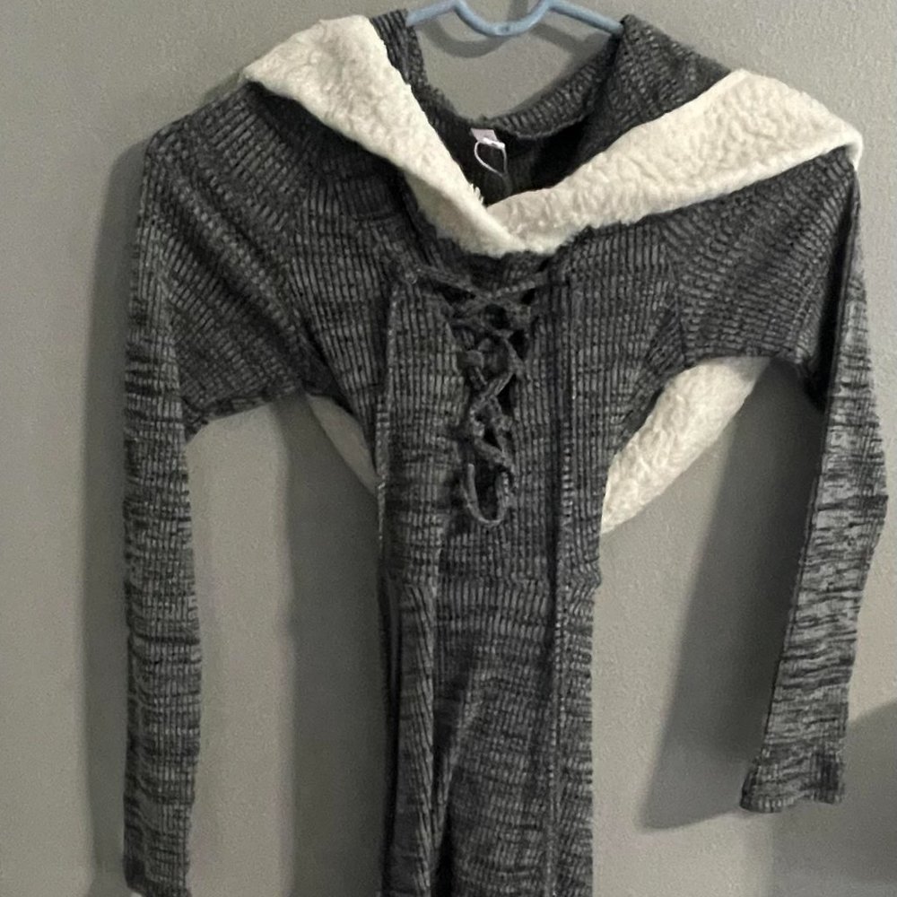 Gray and White form fitting dress - Used - Great condition